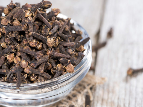 cloves cloves